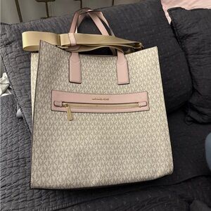 Michael Kors Beige and Pink Women's Bag